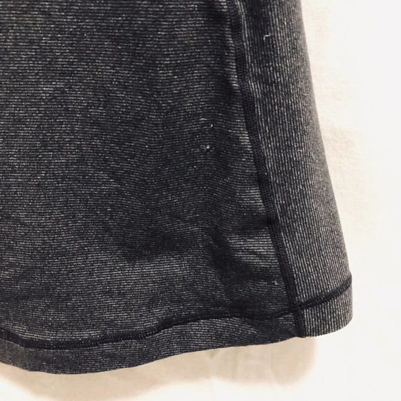 Lululemon Size 4 Scoop Neck Bra Back Tank Top - Picture 13 of 16